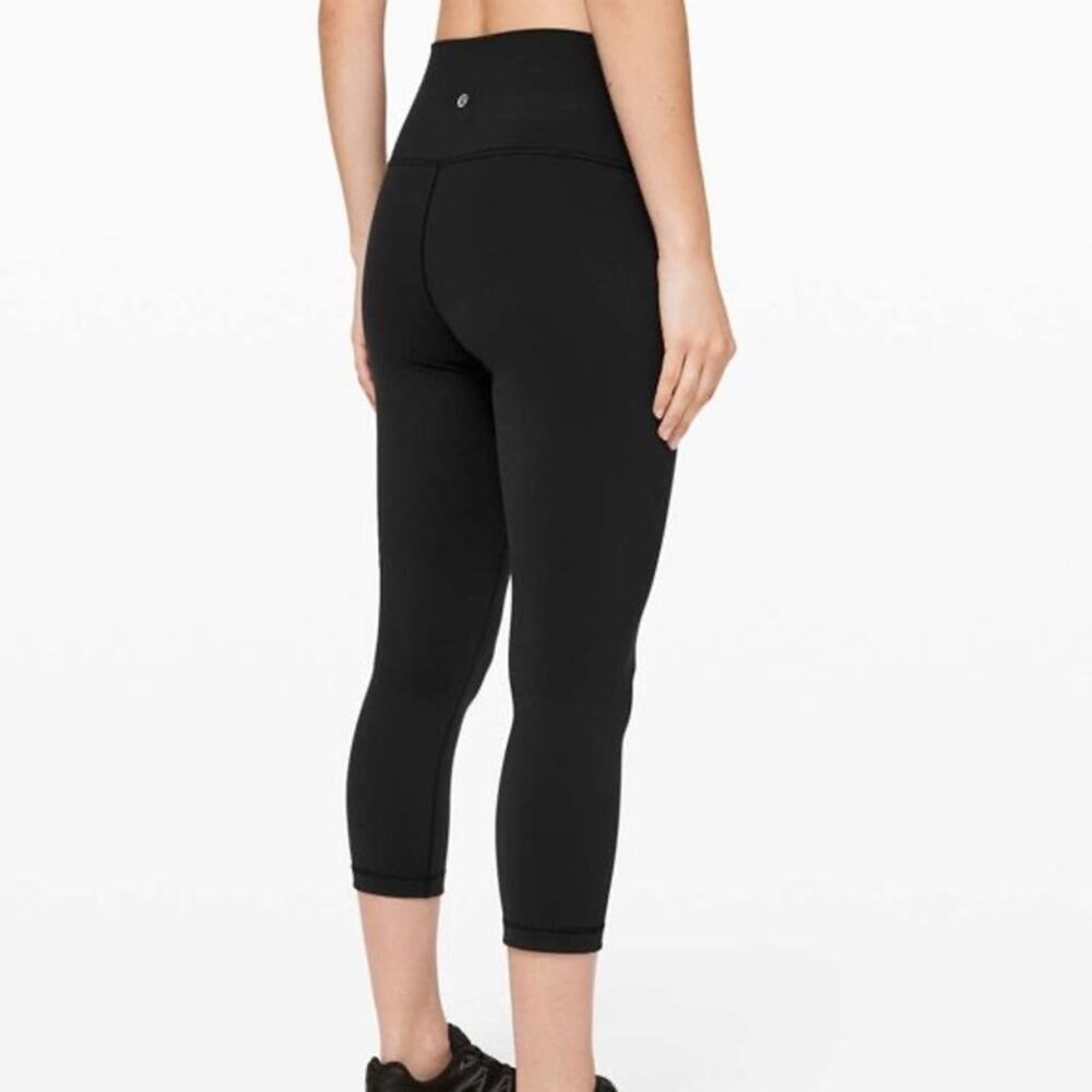 Lululemon Wunder Under Crop Hi-Rise Full-On Luon Black 21.5" Size 6 W6AG0S
